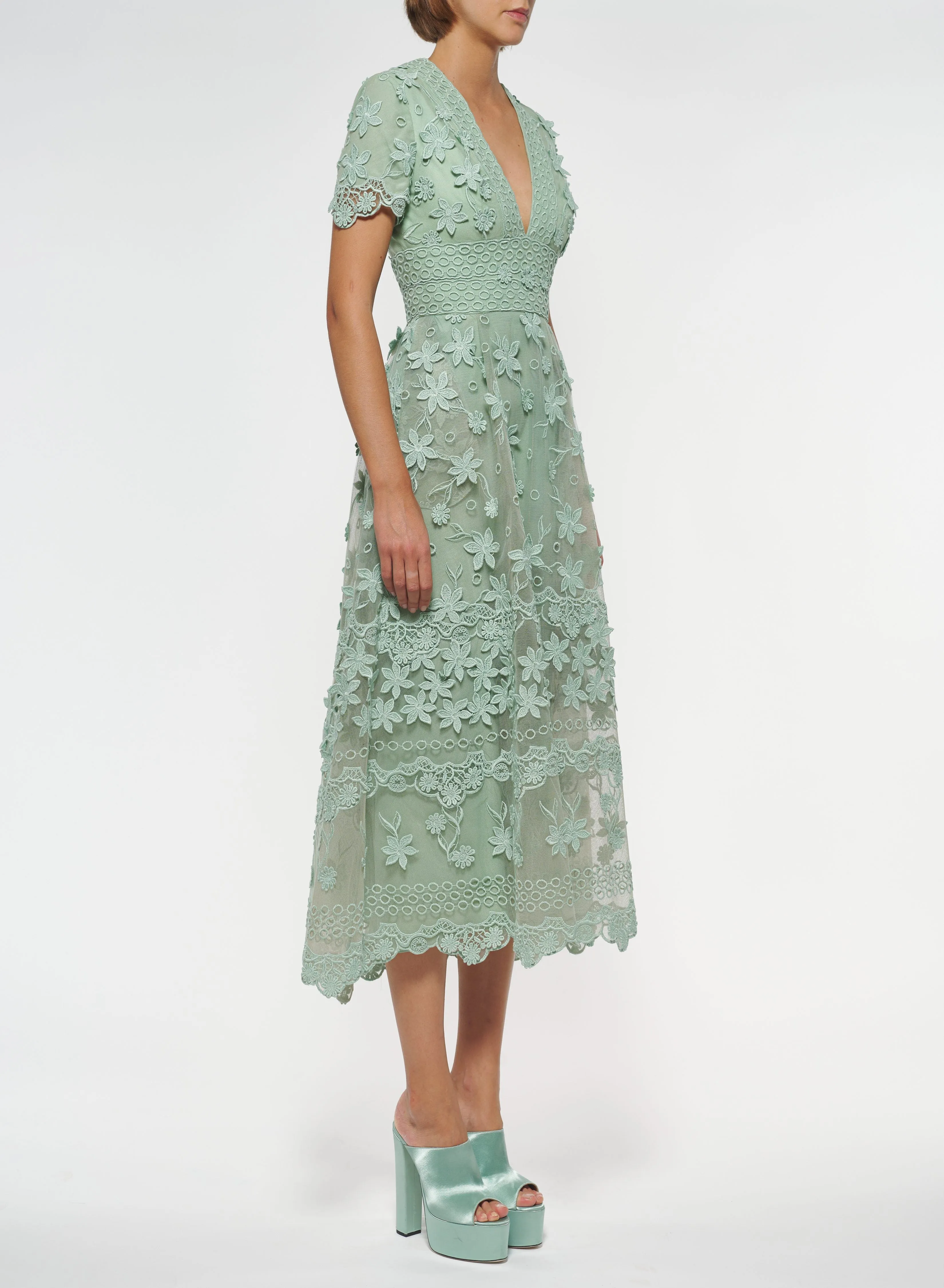 3D Floral Embroidered Midi Dress