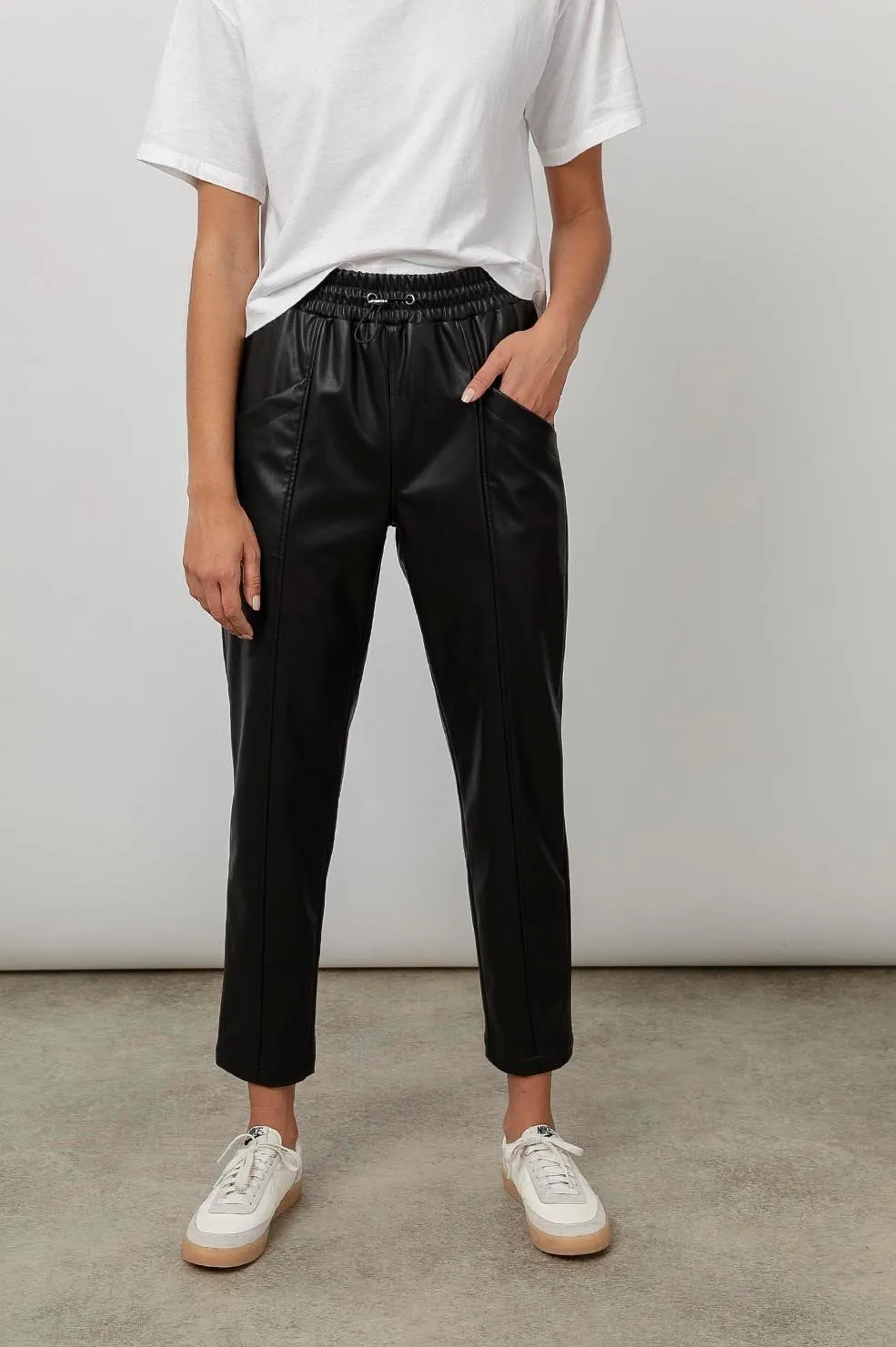 JAYDEN PANT - BLACK
