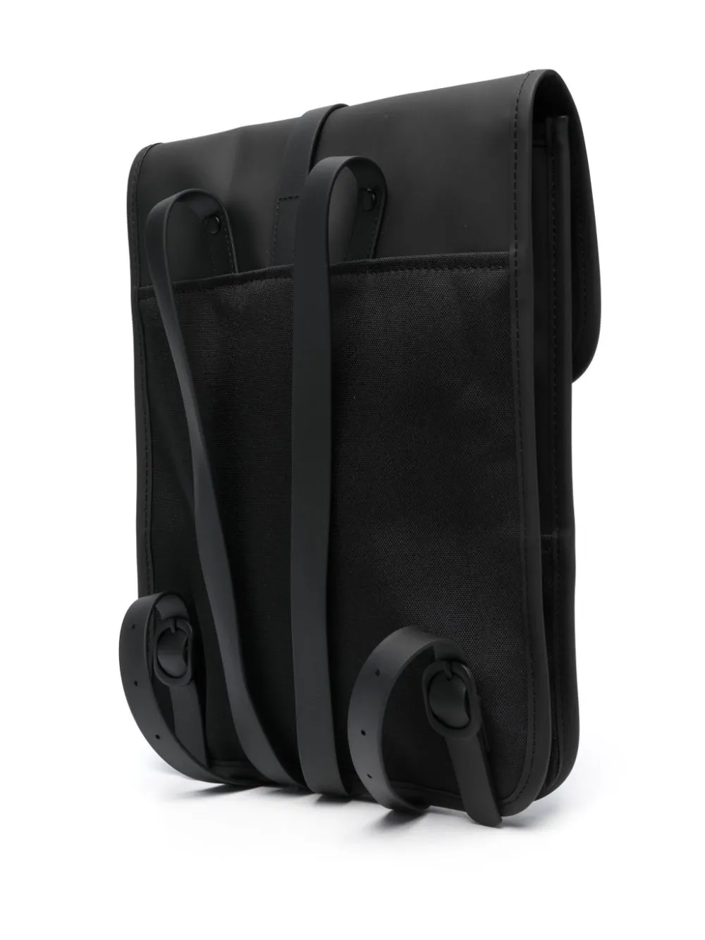 lobster-fastening flap backpack