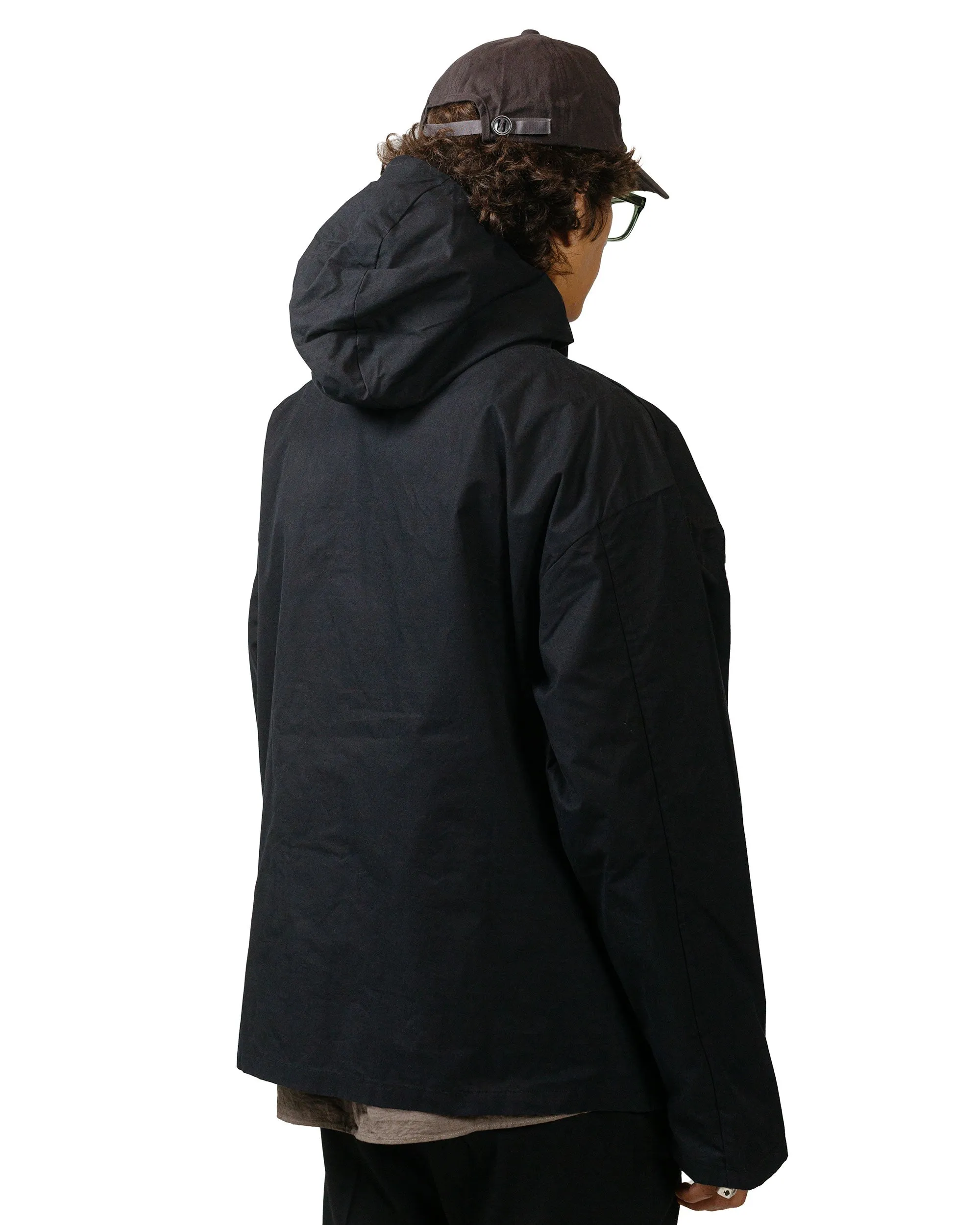MAN-TLE R17 Y3 Black Master Shield