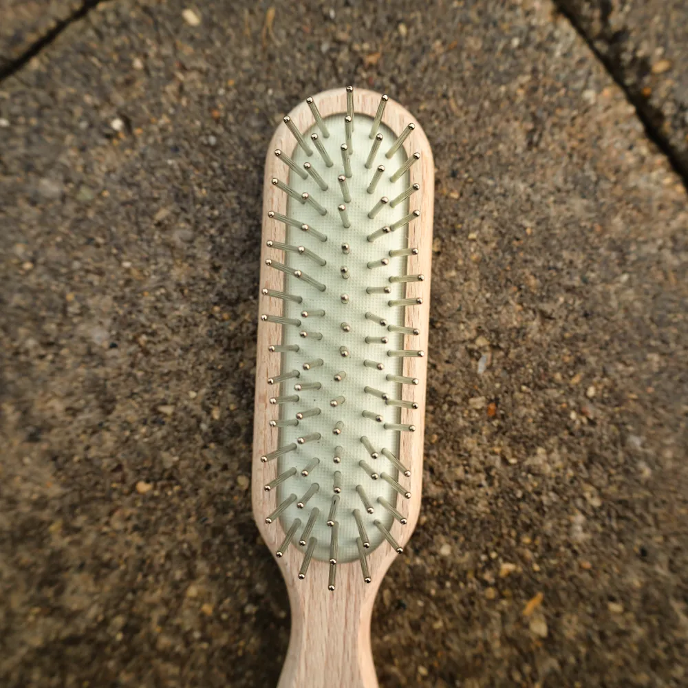 Soft Touch Wooden Pin Brush - Thicker Coats