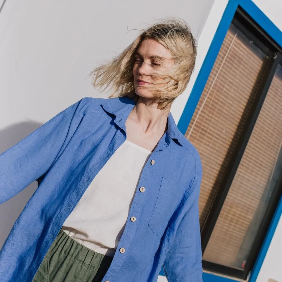 SOOKE trapeze neckline linen top